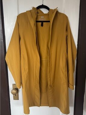 Uniqlo Mustard Hooded Rain Jacket